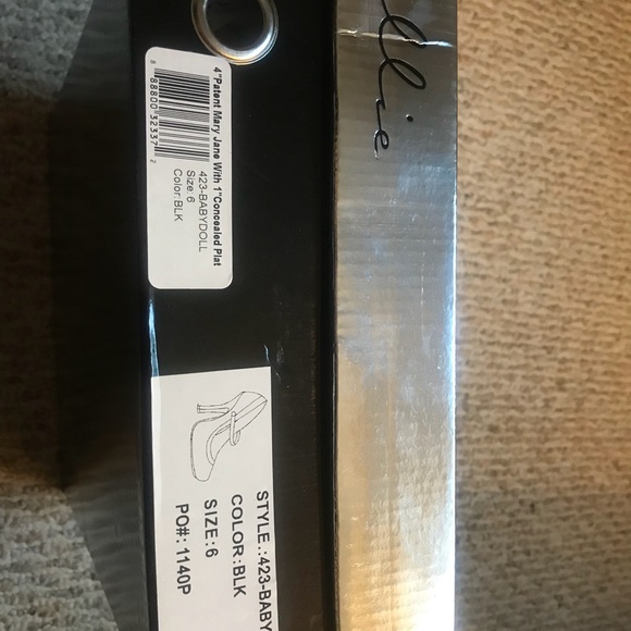 NEW Ellie Mary Jane Heels - Picture 5 of 5